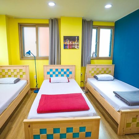 Daegu Midtown Hostel Bagian luar foto