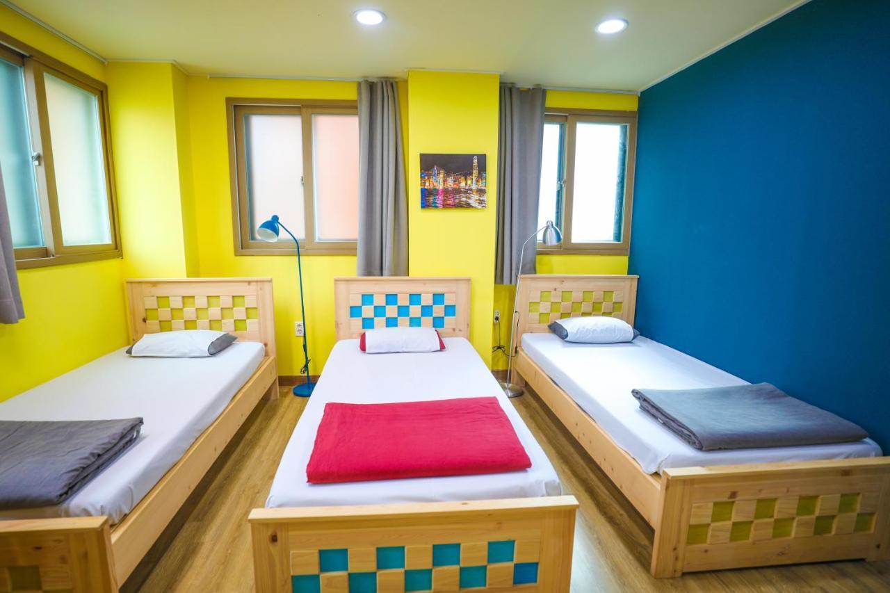 Daegu Midtown Hostel Bagian luar foto