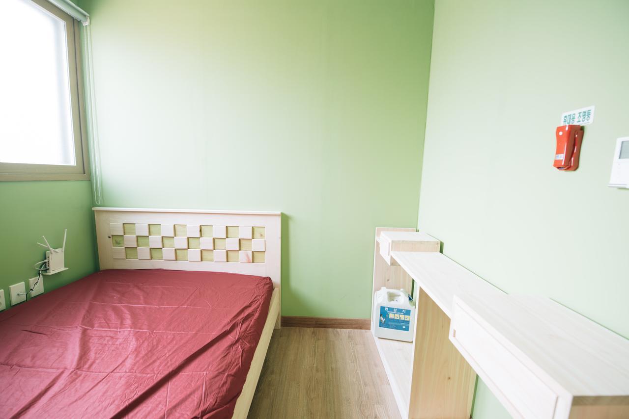 Daegu Midtown Hostel Bagian luar foto