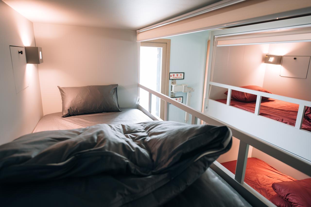 Daegu Midtown Hostel Bagian luar foto
