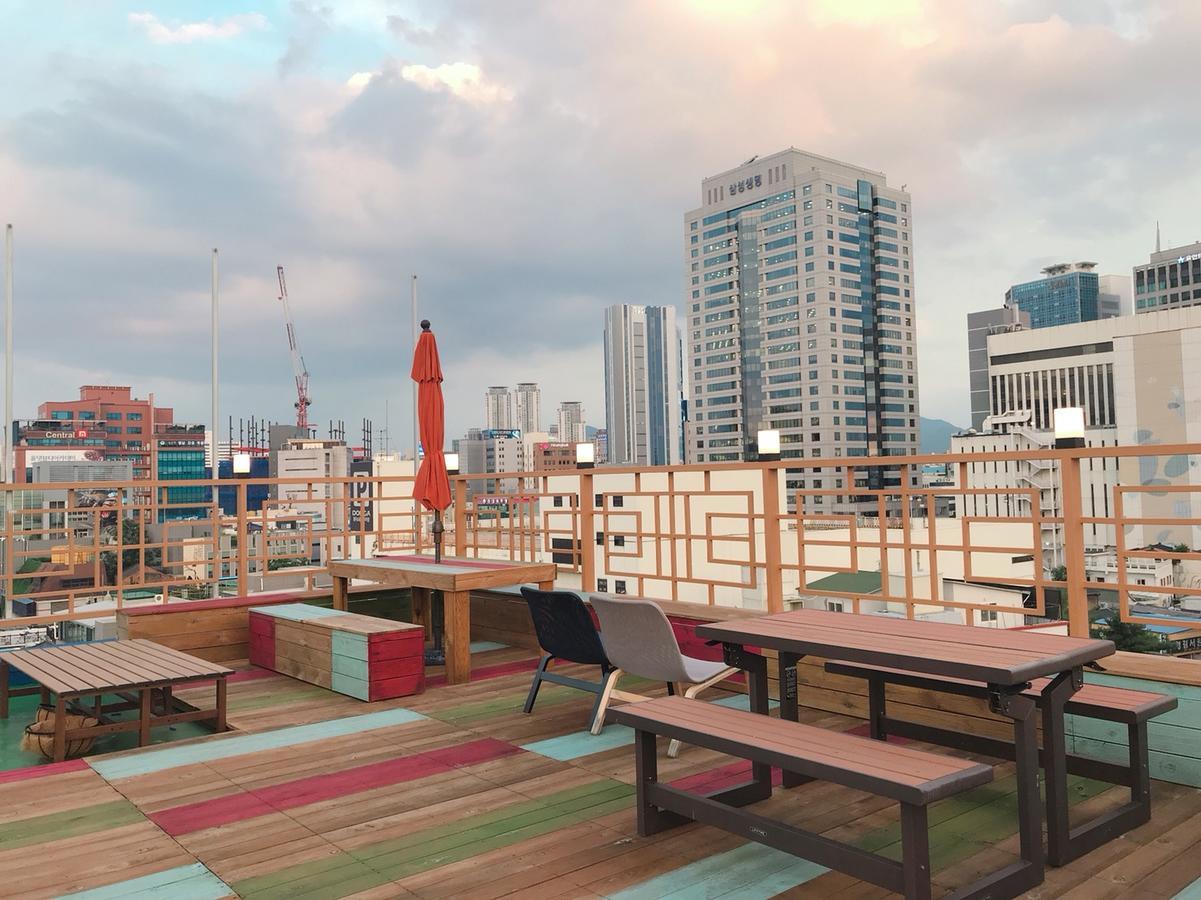 Daegu Midtown Hostel Bagian luar foto